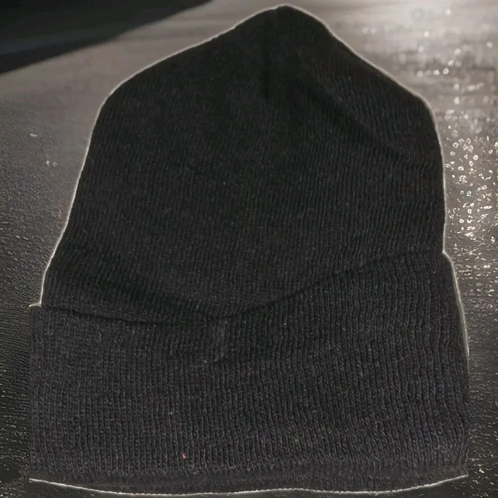 2 Pack Boys Knit Hat New Without Tags One Size  Winter Warm Black Burgandy